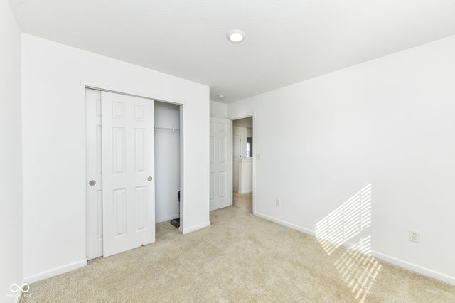 984 Bent Branch Lane, Greenwood, IN 46143