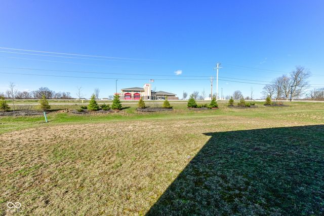 984 Bent Branch Lane, Greenwood, IN 46143