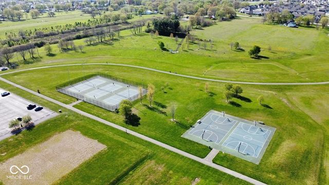 984 Bent Branch Lane, Greenwood, IN 46143