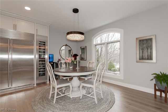 11565 Robin Wood Lane, Chagrin Falls, OH 44023