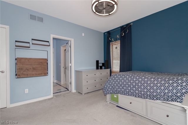 11565 Robin Wood Lane, Chagrin Falls, OH 44023