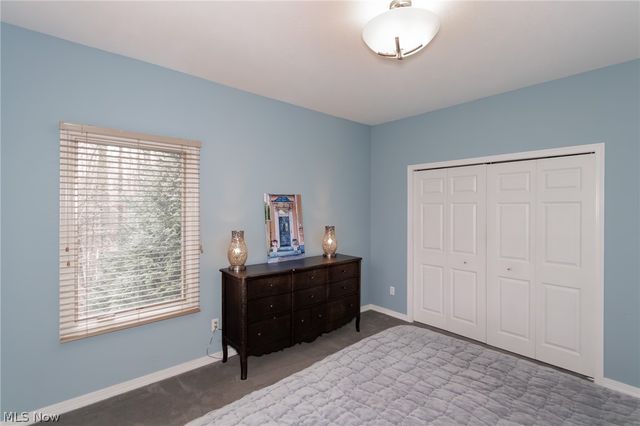 11565 Robin Wood Lane, Chagrin Falls, OH 44023