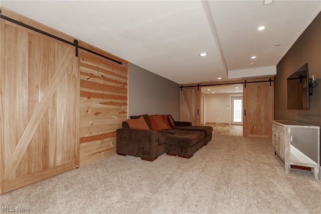 11565 Robin Wood Lane, Chagrin Falls, OH 44023