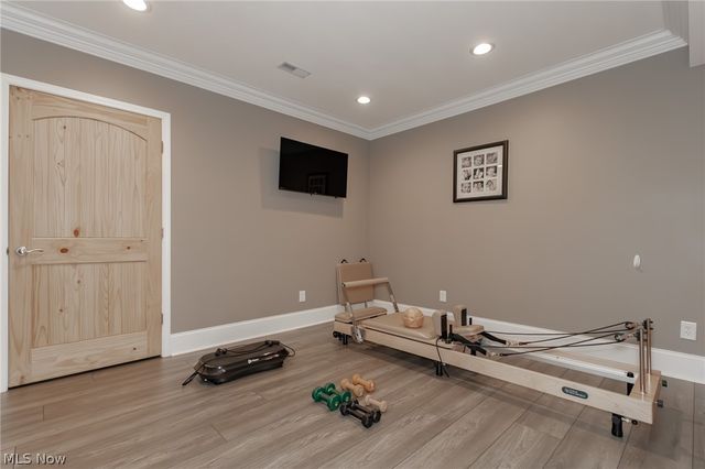 11565 Robin Wood Lane, Chagrin Falls, OH 44023