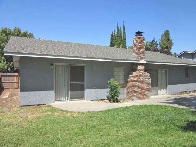 1386 Trailwood Ave, Manteca, CA 95336