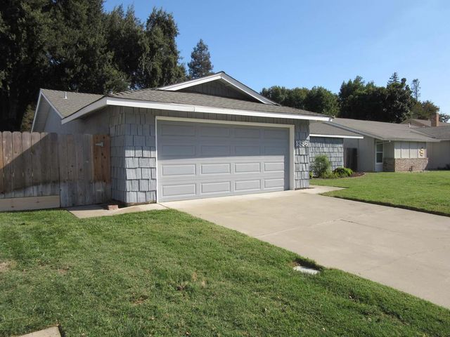 1386 Trailwood Ave, Manteca, CA 95336