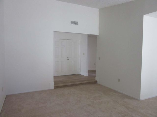 1386 Trailwood Ave, Manteca, CA 95336