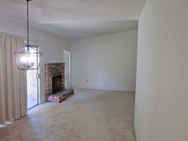 1386 Trailwood Ave, Manteca, CA 95336