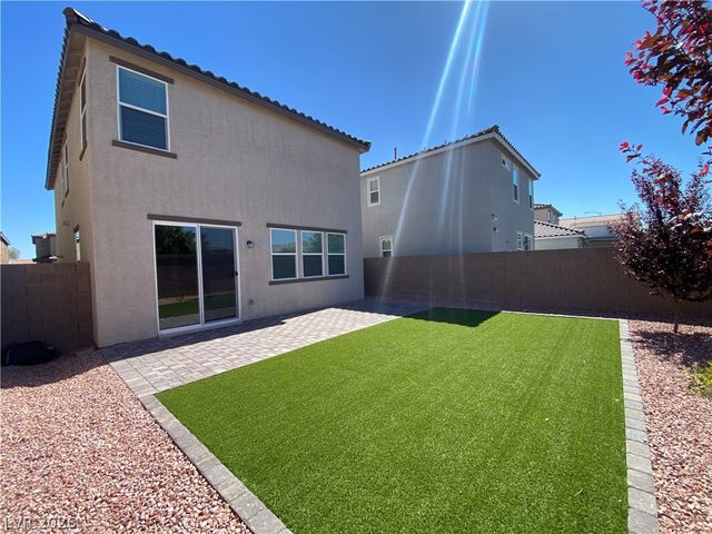5833 Holbeche Street, Las Vegas, NV 89113