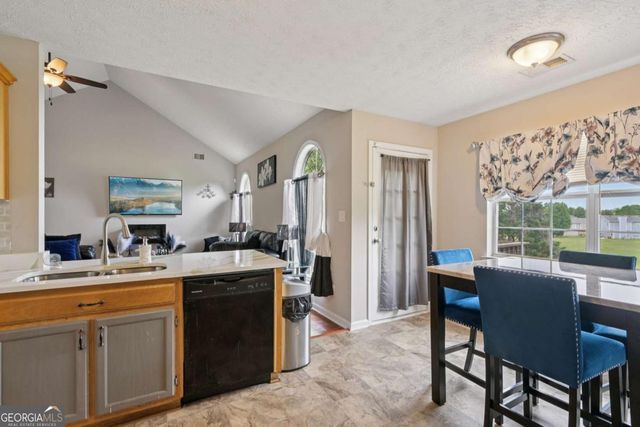 224 Solomon Drive, Ellenwood, GA 30294