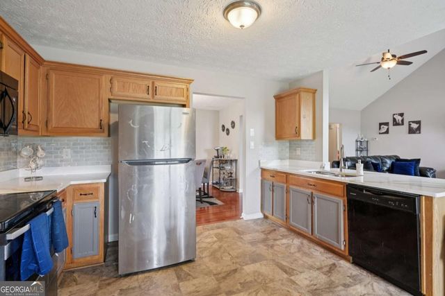 224 Solomon Drive, Ellenwood, GA 30294