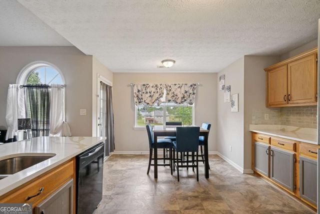 224 Solomon Drive, Ellenwood, GA 30294