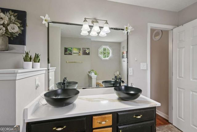 224 Solomon Drive, Ellenwood, GA 30294