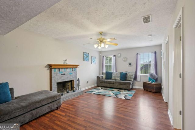 224 Solomon Drive, Ellenwood, GA 30294