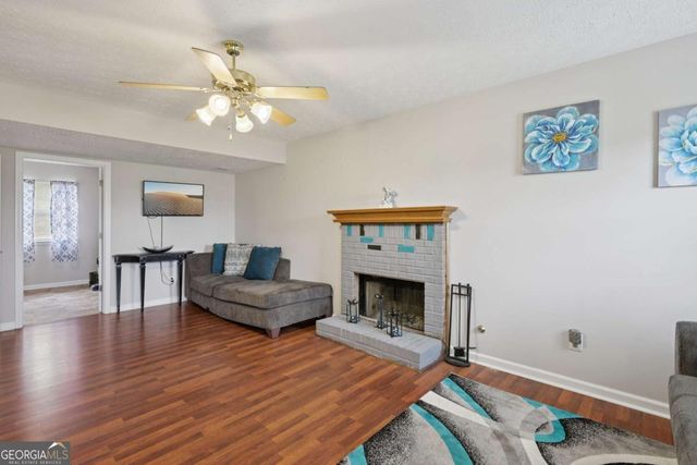 224 Solomon Drive, Ellenwood, GA 30294