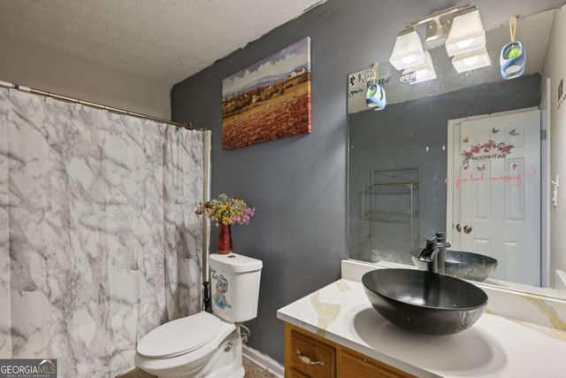 224 Solomon Drive, Ellenwood, GA 30294