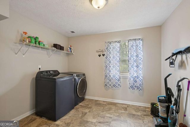 224 Solomon Drive, Ellenwood, GA 30294