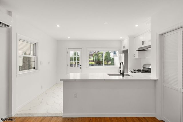 345 Forest St, Kearny Town, NJ 07032