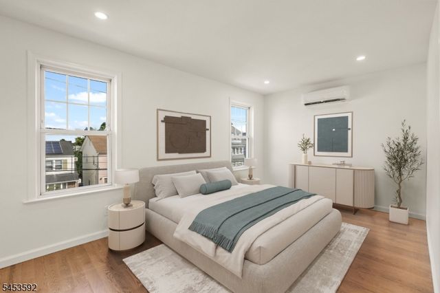 345 Forest St, Kearny Town, NJ 07032