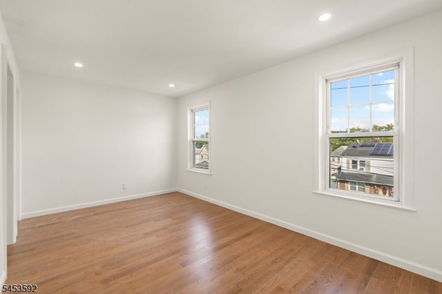 345 Forest St, Kearny Town, NJ 07032