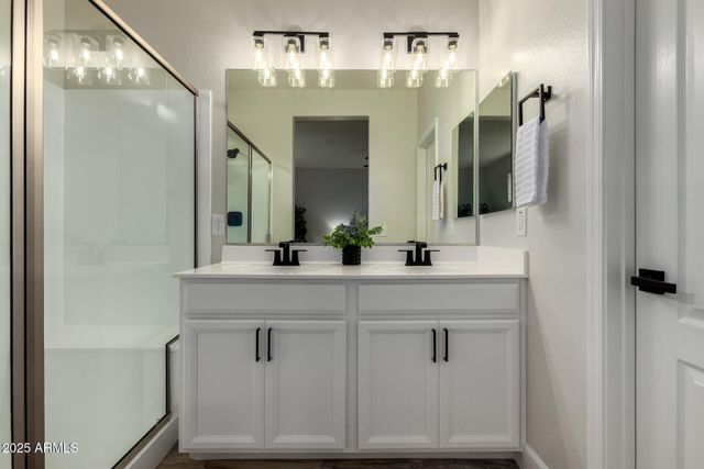 6837 E PERALTA Circle, Mesa, AZ 85212