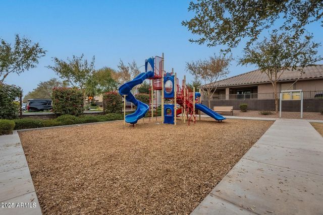 6837 E PERALTA Circle, Mesa, AZ 85212