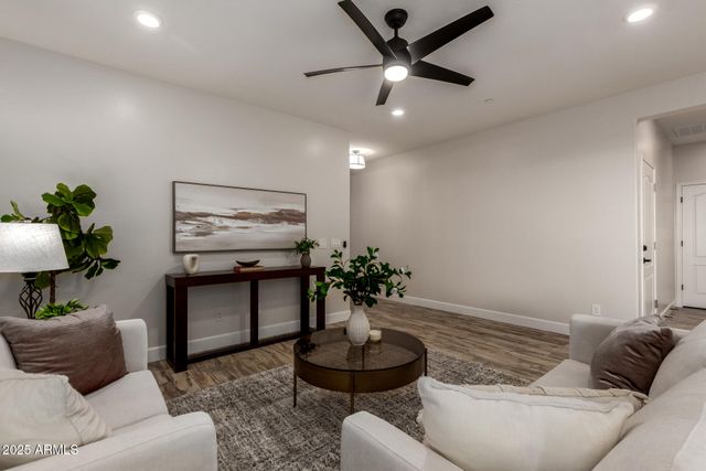 6837 E PERALTA Circle, Mesa, AZ 85212