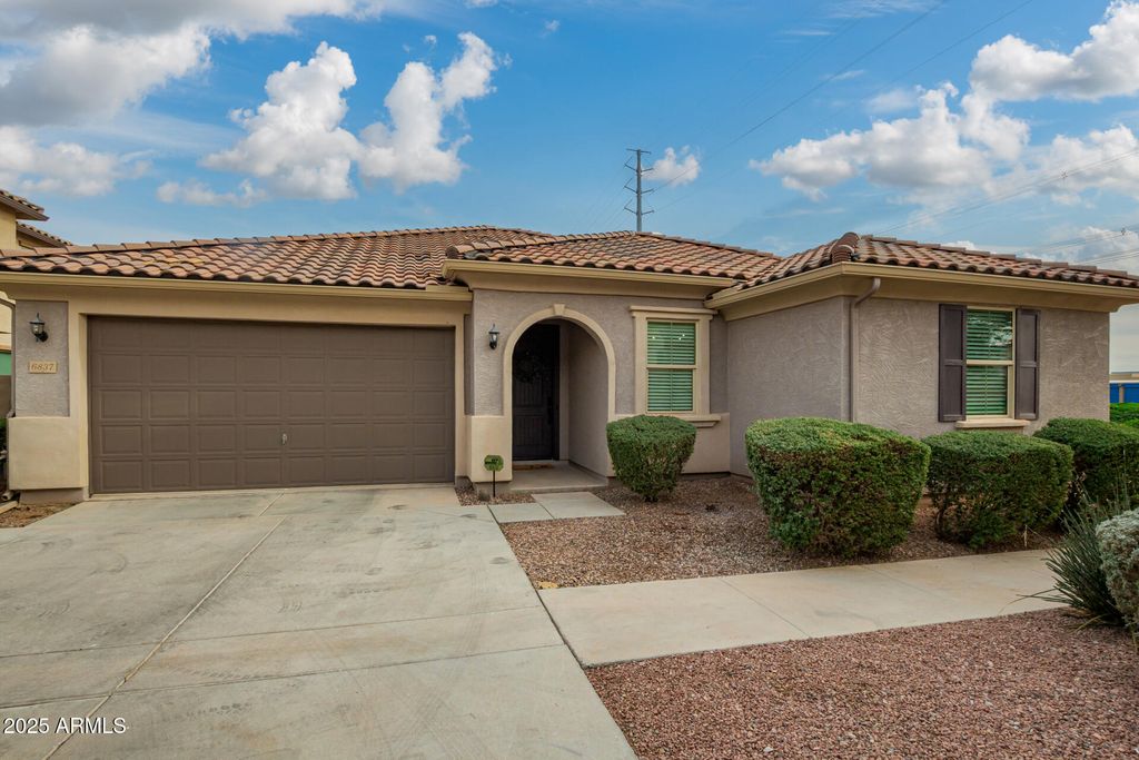 6837 E PERALTA Circle, Mesa, AZ 85212