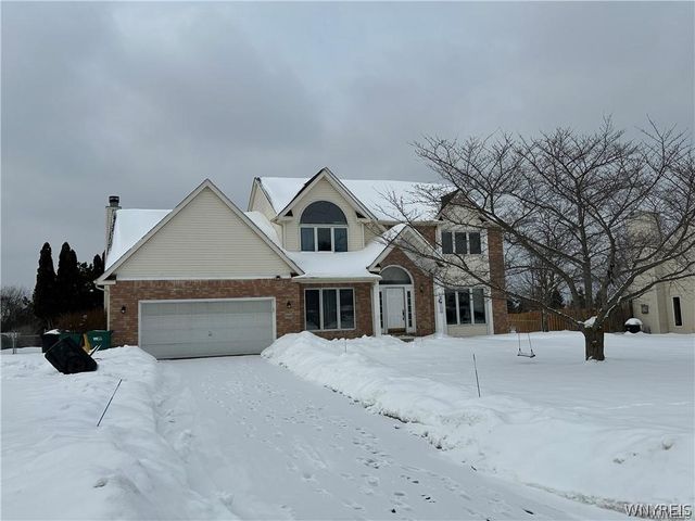 5002 Eastbrooke Place, Clarence, NY 14221