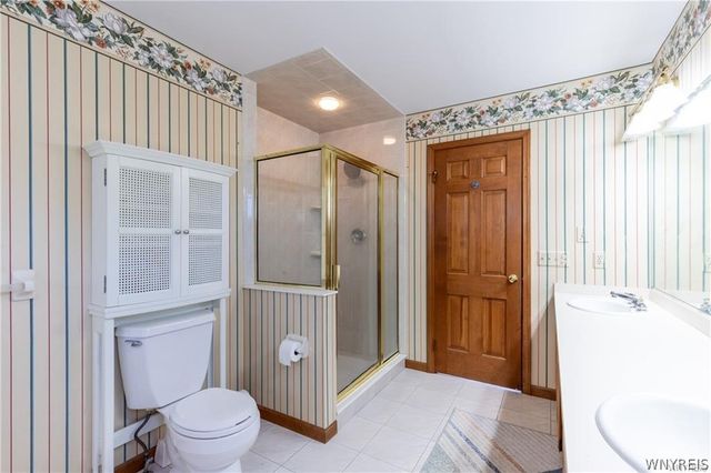 5002 Eastbrooke Place, Clarence, NY 14221