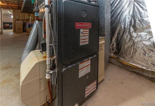 5002 Eastbrooke Place, Clarence, NY 14221