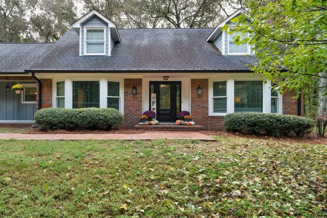 311 Herring Road NE, Armuchee, GA 30105