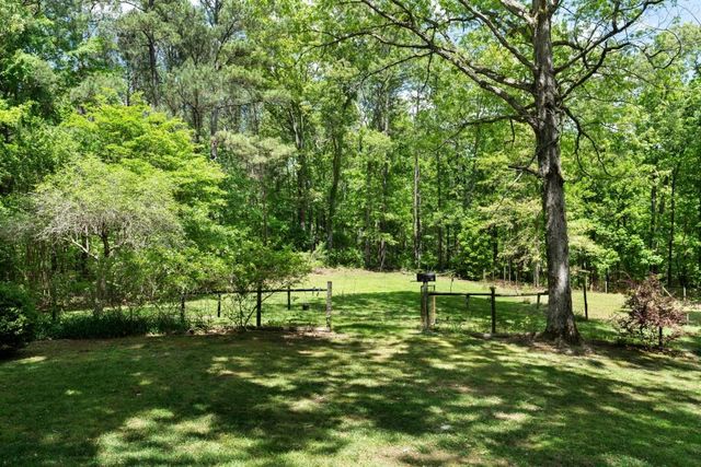 311 Herring Road NE, Armuchee, GA 30105