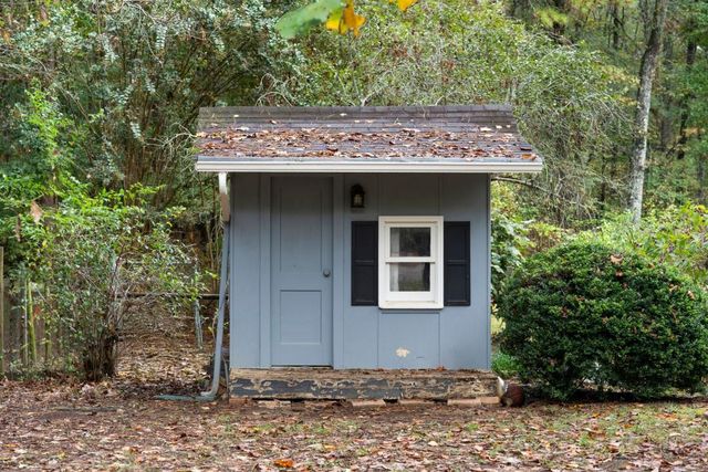 311 Herring Road NE, Armuchee, GA 30105