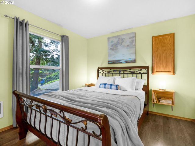 243 S Grayling St, Rockaway Beach, OR 97136