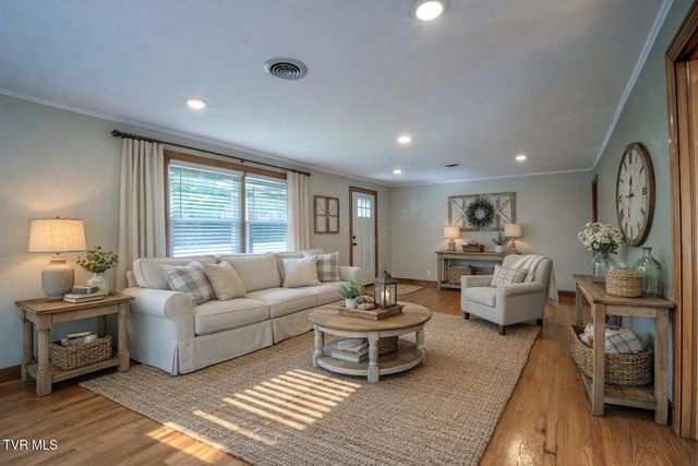 680 Mayberry Road, Jonesborough, TN 37659
