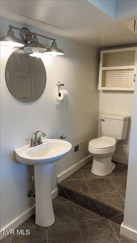 680 Mayberry Road, Jonesborough, TN 37659
