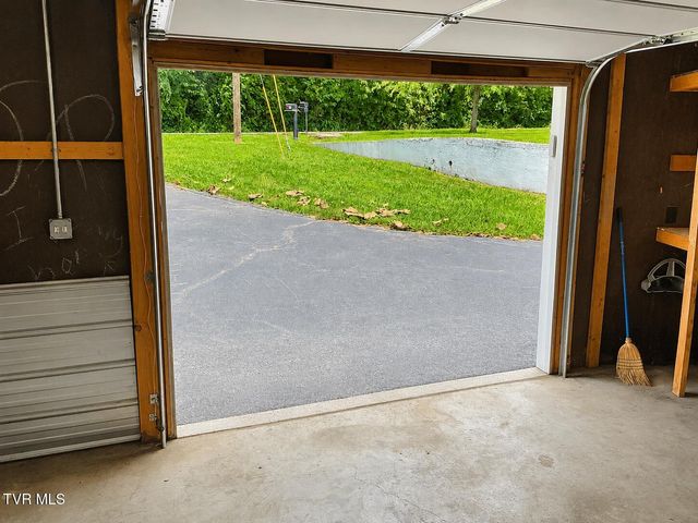680 Mayberry Road, Jonesborough, TN 37659
