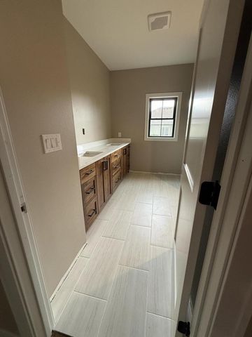 W208N16278 Renee WAY, Jackson, WI 53037