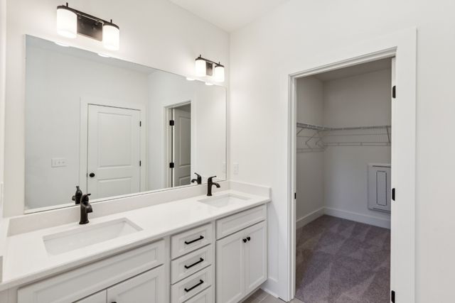 144 Nearwater Place, Hendersonville, TN 37075