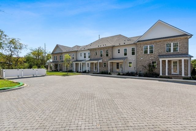 144 Nearwater Place, Hendersonville, TN 37075