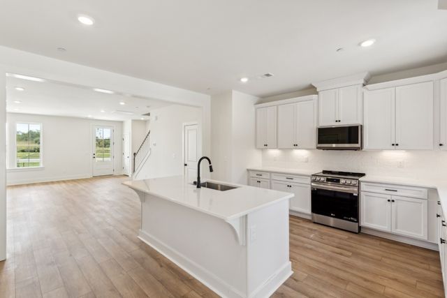 144 Nearwater Place, Hendersonville, TN 37075