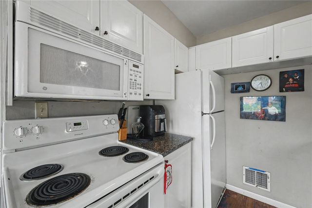 246 N Cherrywood Avenue, Dayton, OH 45403