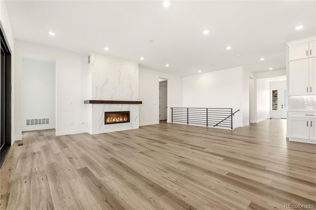 11184 Amber Light Trail, Littleton, CO 80125