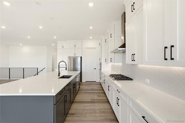 11184 Amber Light Trail, Littleton, CO 80125