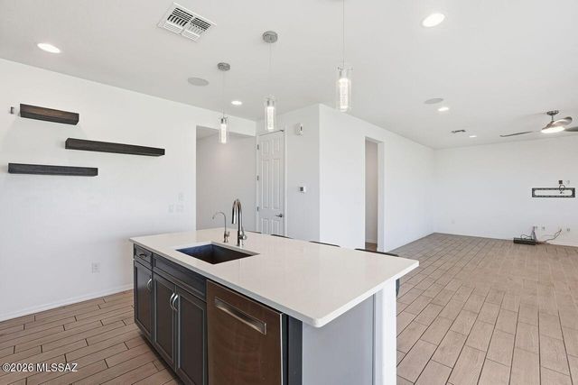 986 W Calle Moa, Sahuarita, AZ 85629