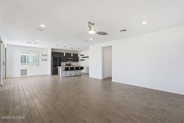 986 W Calle Moa, Sahuarita, AZ 85629