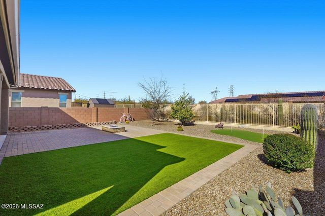 986 W Calle Moa, Sahuarita, AZ 85629