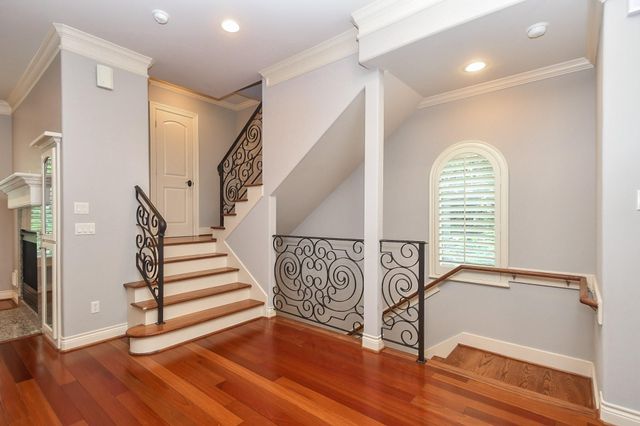 717 Welch Street, Houston, TX 77006