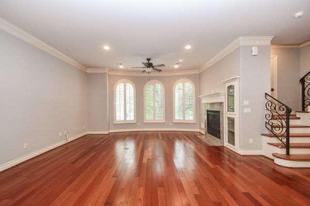 717 Welch Street, Houston, TX 77006